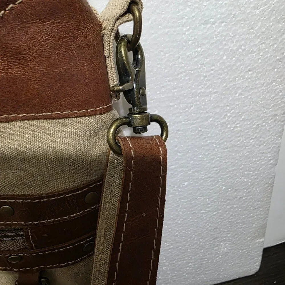 Myra Country Charm Upcycled Canvas & Leather Beige Brown Shoulder Crossbody Bag - Picture 4 of 12